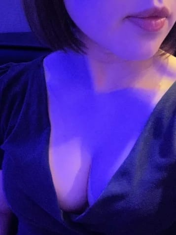 Hitomi